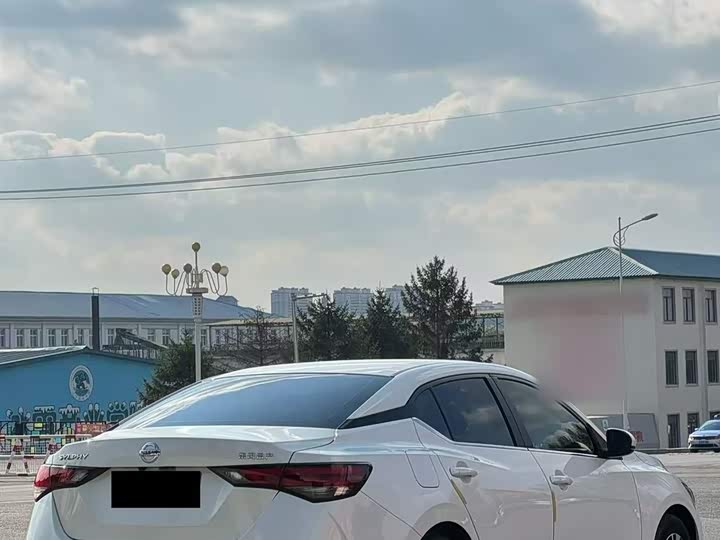 Фото 7 - Nissan Sylphy