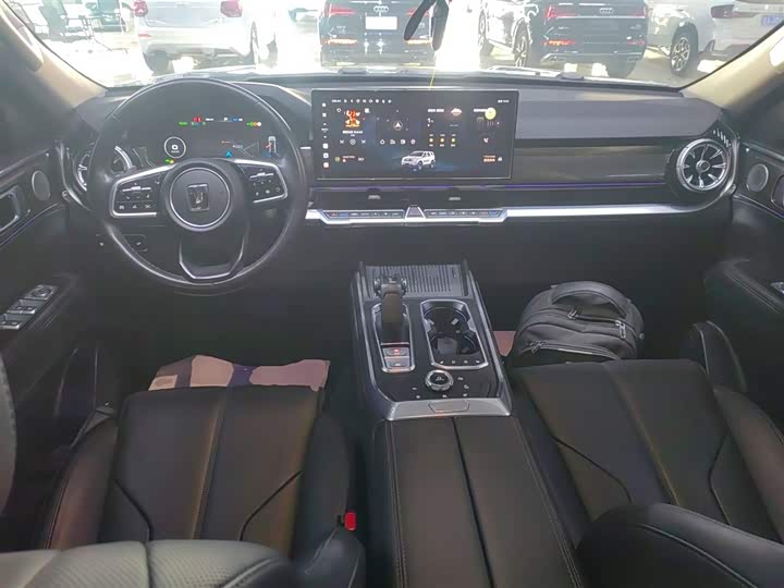 Фото 10 - Tank 400 Hybrid