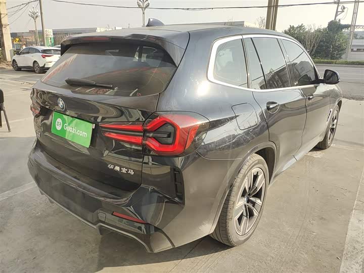 Фото 7 - BMW iX3