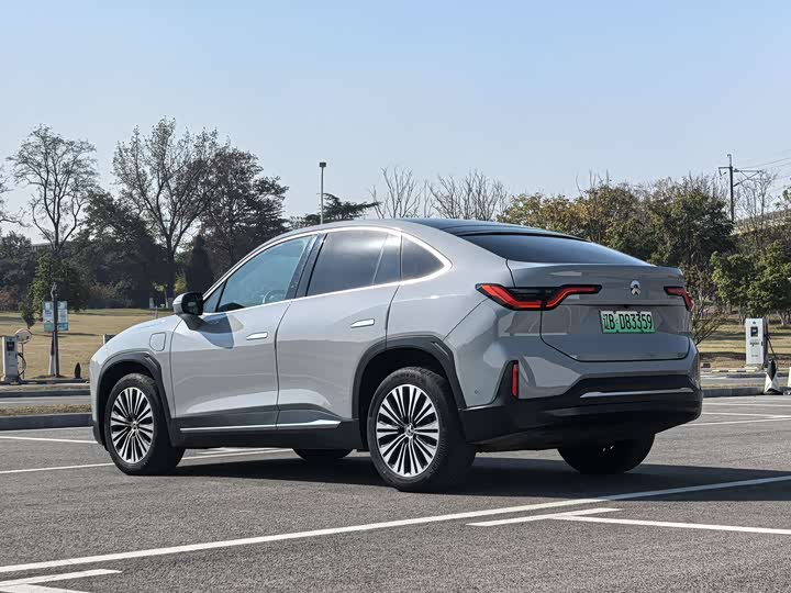 Фото 7 - Nio EC6