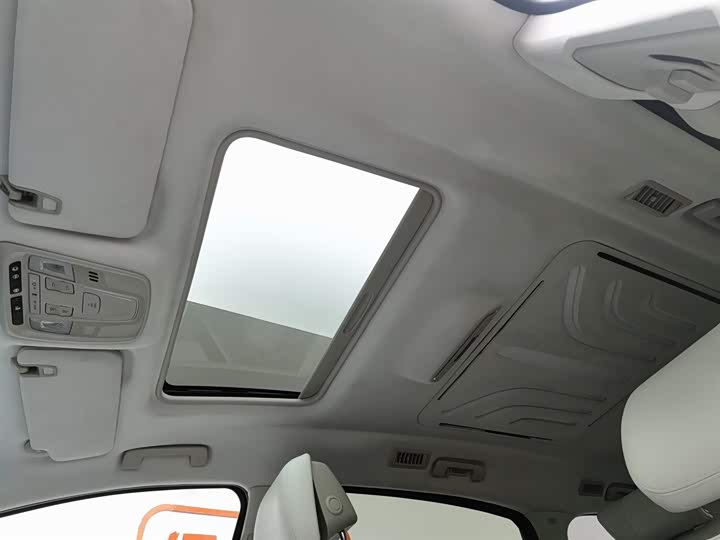 Фото 14 - Buick GL8 ES