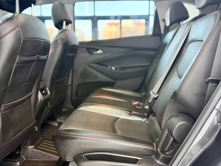 Фото 14 - Chevrolet Orlando