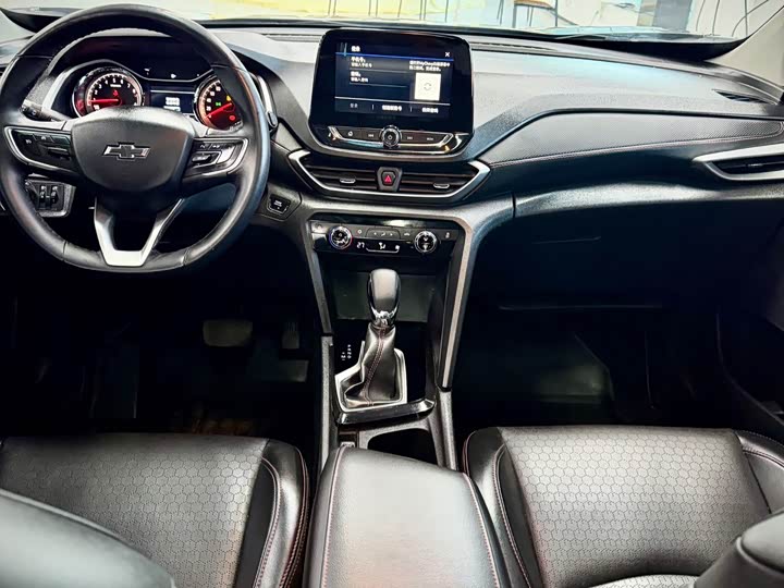 Фото 16 - Chevrolet Orlando