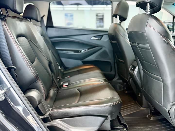 Фото 20 - Chevrolet Orlando