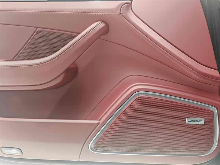 Фото 9 - Porsche Panamera