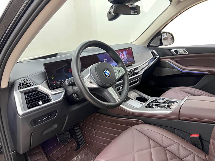 Фото 16 - BMW X5