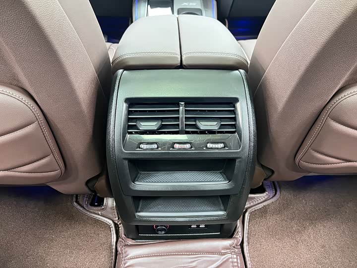 Фото 21 - BMW X5