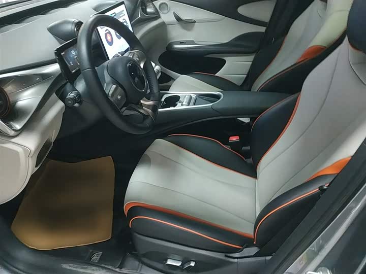 Фото 15 - BYD Dolphin