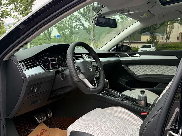 Фото 4 - Volkswagen Magotan