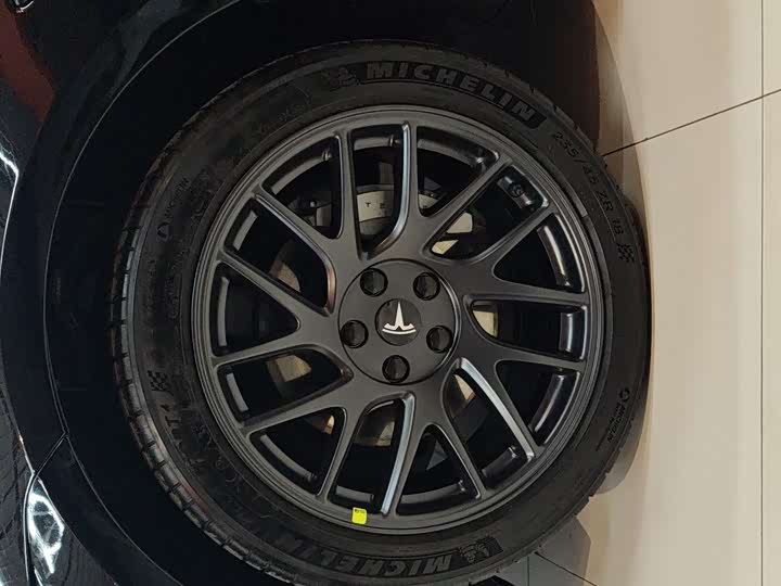 Фото 7 - Tesla Model 3