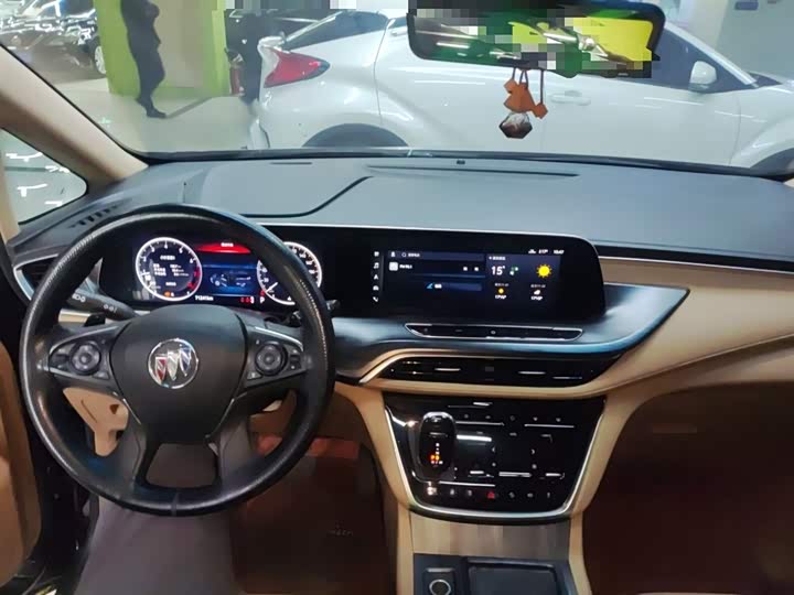 Фото 10 - Buick GL8 ES