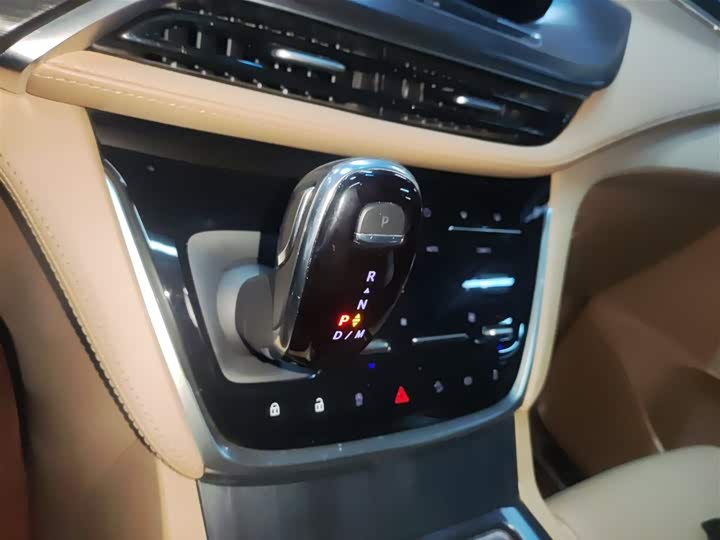 Фото 14 - Buick GL8 ES