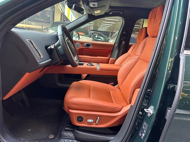 Фото 7 - LiXiang L6