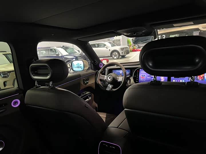 Фото 8 - Smart #5