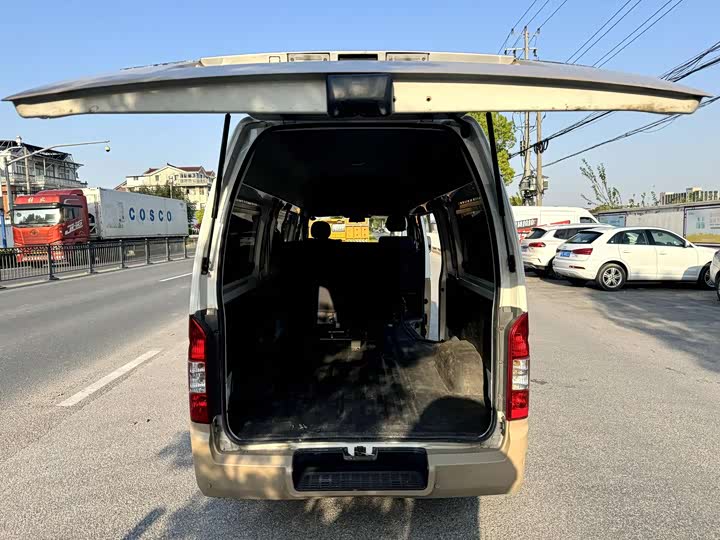 Фото 12 - Foton G7