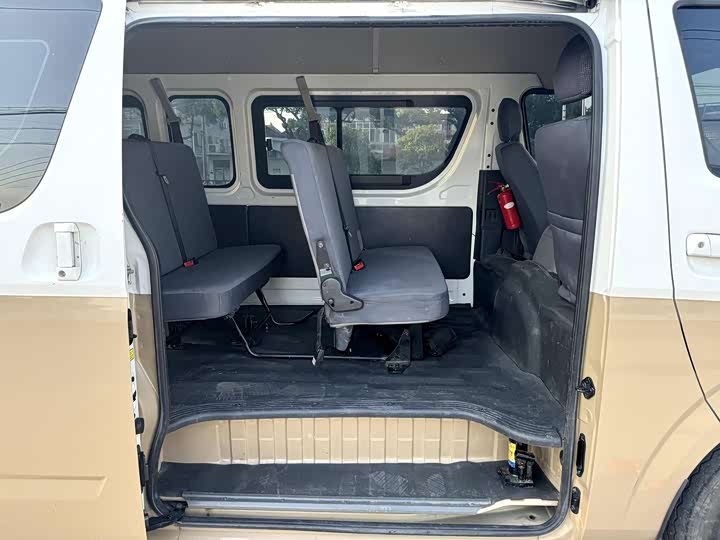 Фото 14 - Foton G7