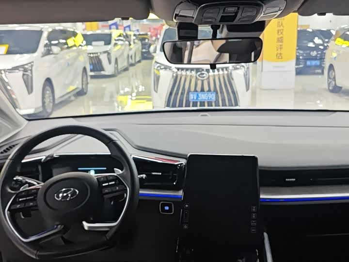 Фото 10 - Hyundai Custo