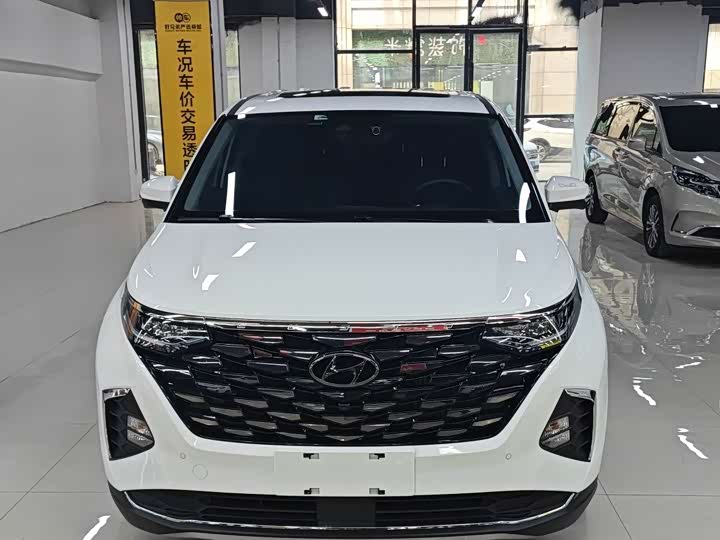 Фото 2 - Hyundai Custo