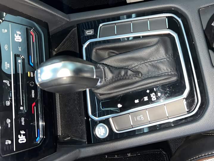 Фото 9 - Volkswagen Magotan