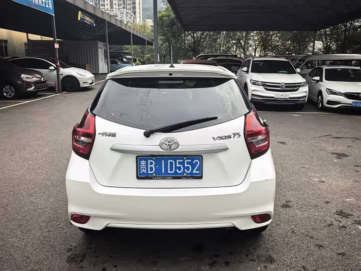 Фото 8 - Toyota Vios FS