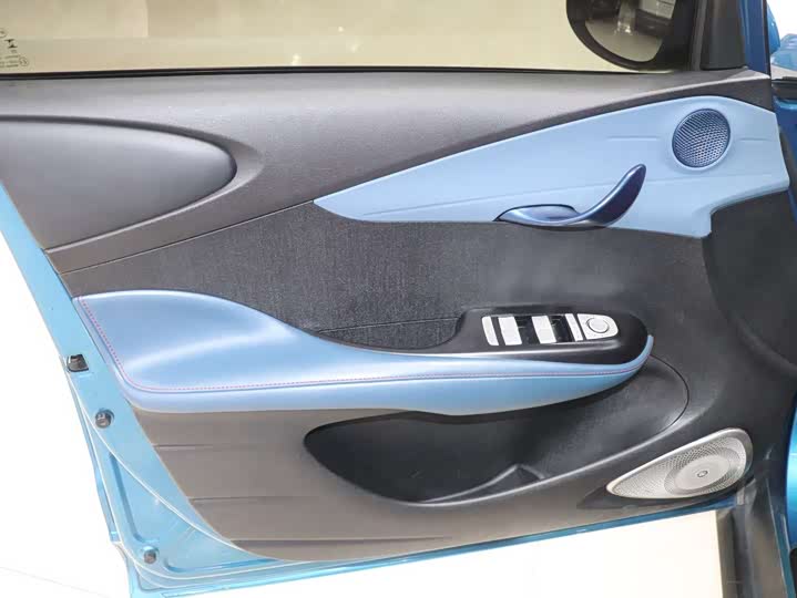 Фото 9 - BYD Dolphin