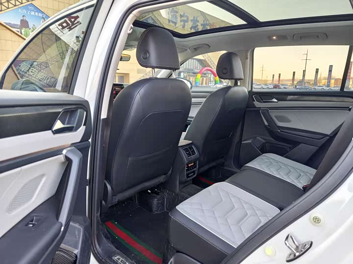 Фото 11 - Volkswagen Tayron