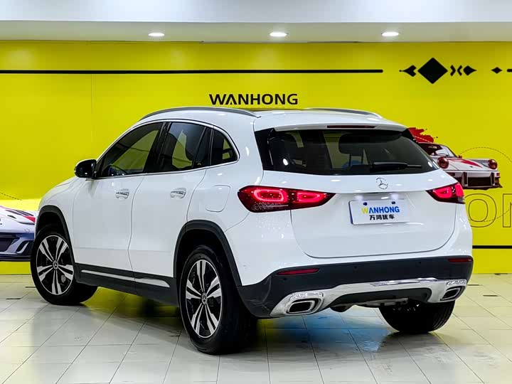 Фото 9 - Mercedes-Benz GLA-Class