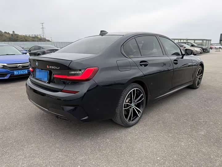 Фото 7 - BMW 3 Series