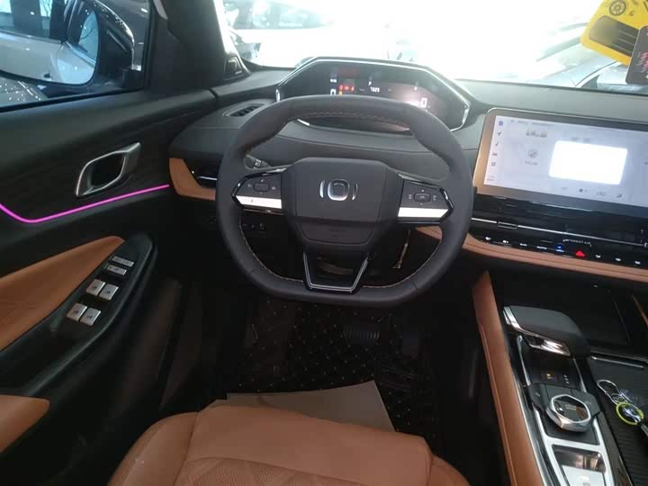 Фото 11 - Changan Qiyuan (Nevo) Q05