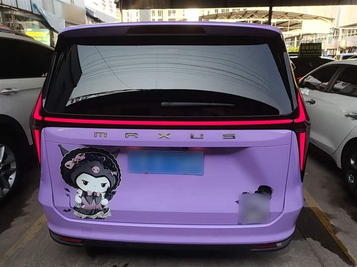 Фото 6 - Maxus G70