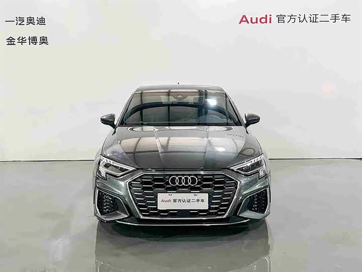 Фото 2 - Audi A3