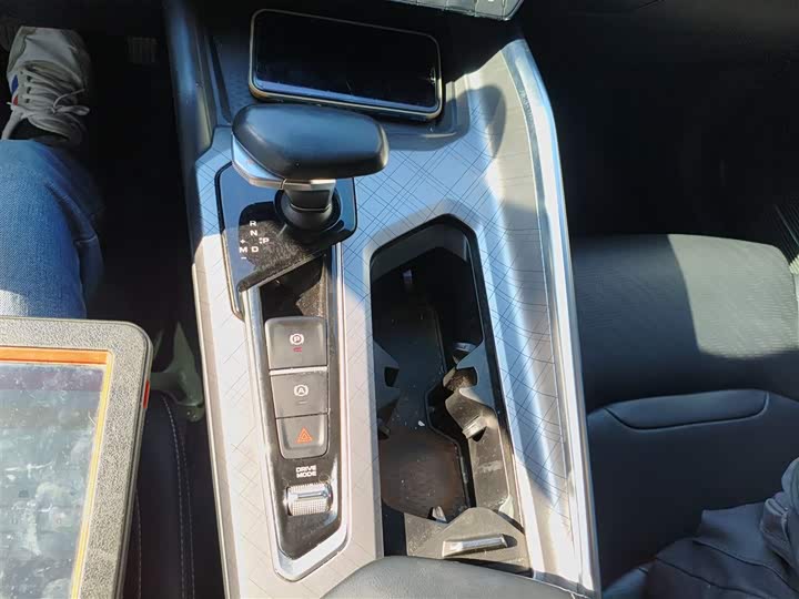 Фото 14 - Geely Preface