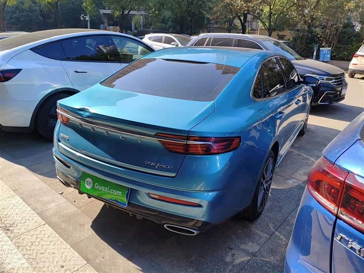 Фото 7 - Geely Preface