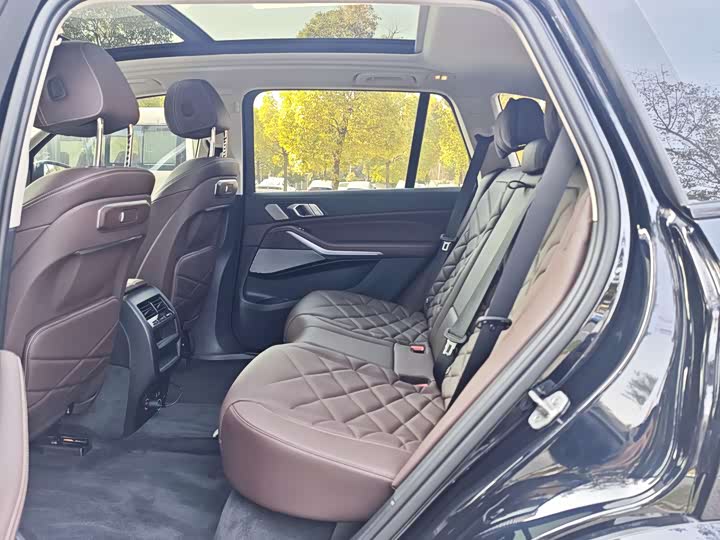 Фото 13 - BMW X5