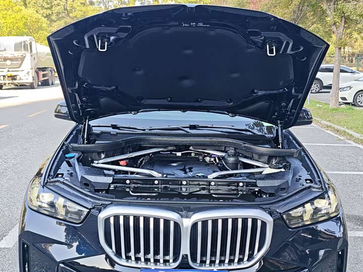 Фото 19 - BMW X5