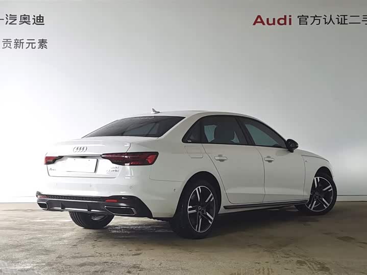 Фото 3 - Audi A4L