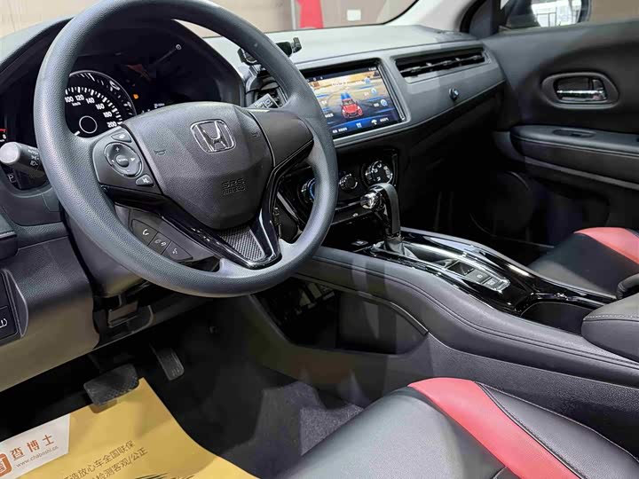 Фото 9 - Honda Vezel