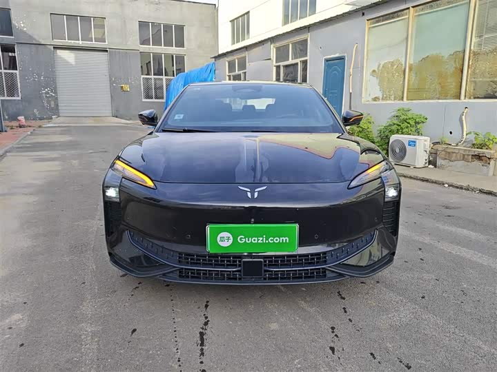 Фото 3 - Hongqi EH7