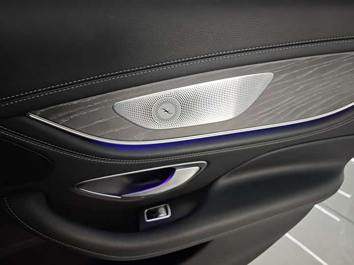 Фото 10 - Mercedes-Benz CLS-Class