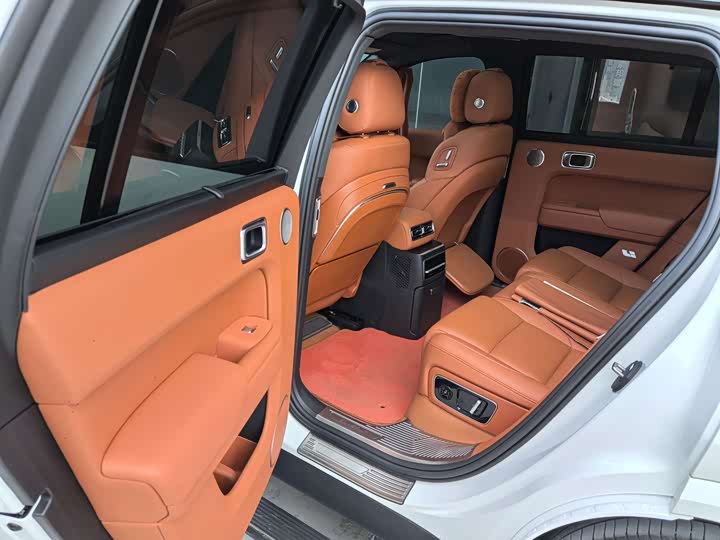 Фото 12 - LiXiang L7