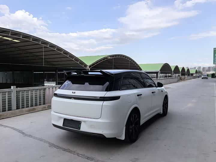 Фото 6 - LiXiang L7