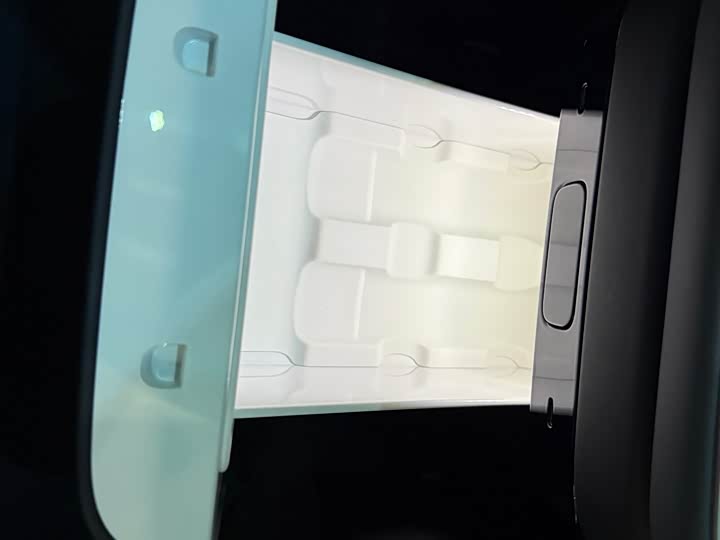 Фото 16 - Xiaomi YU7