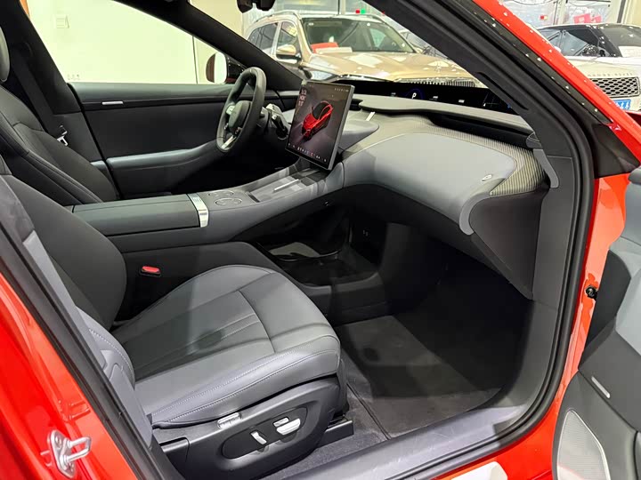 Фото 8 - Xiaomi YU7