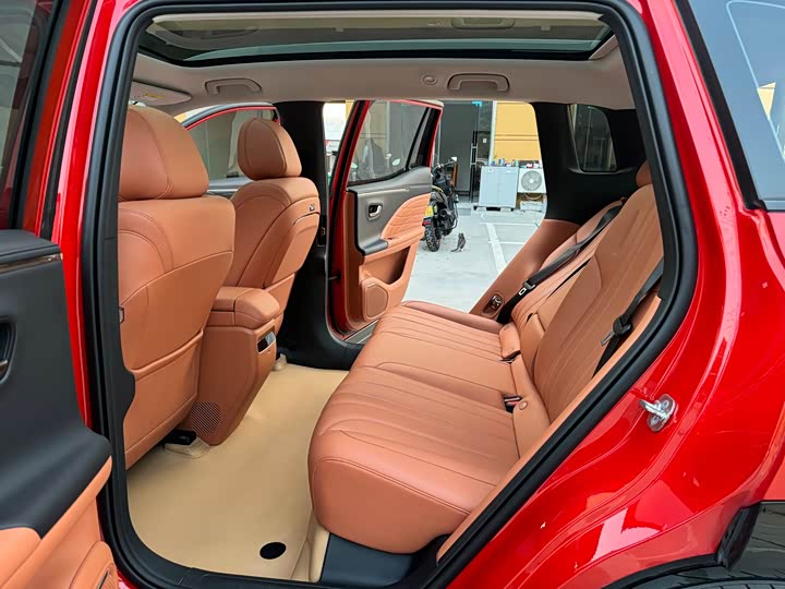 Фото 12 - GAC Aion V