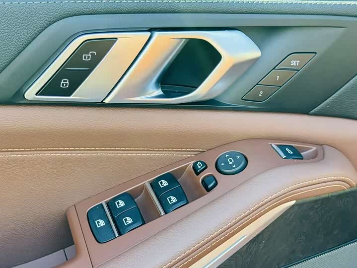 Фото 20 - BMW X5