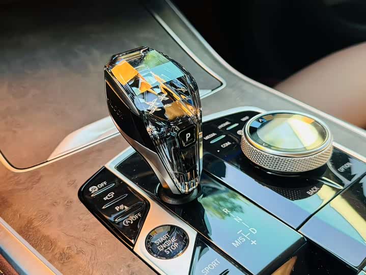 Фото 24 - BMW X5