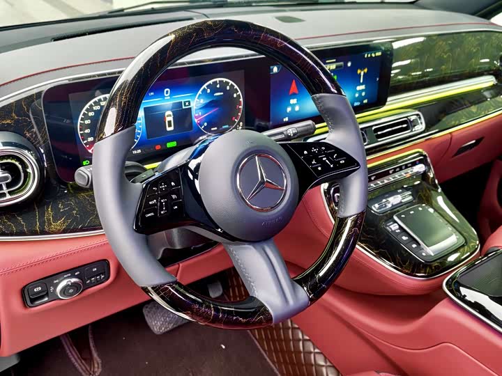 Фото 8 - Mercedes-Benz Vito