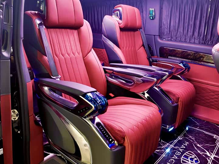 Фото 9 - Mercedes-Benz Vito