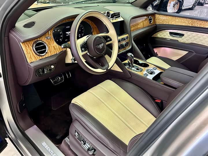 Фото 5 - Bentley Bentayga