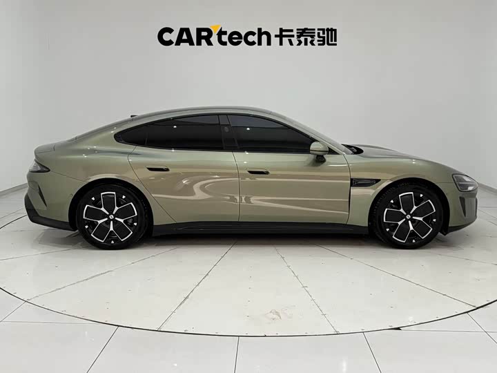 Фото 12 - Xiaomi SU7